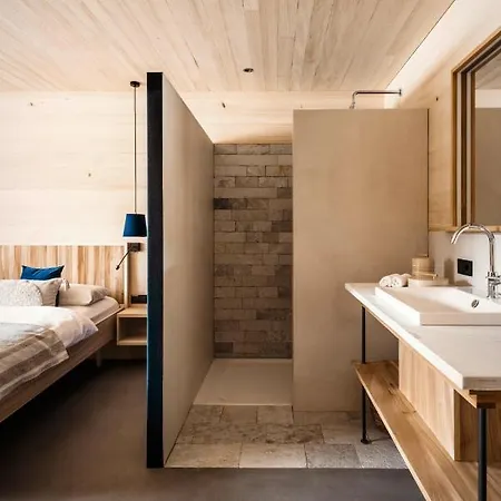 Fuchsegg Eco Hotel 4*
