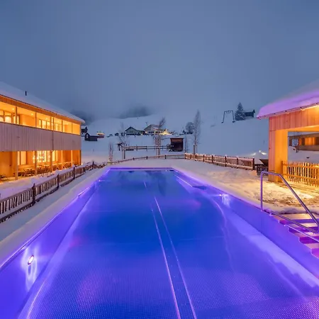 Fuchsegg Eco Hotel 4*
