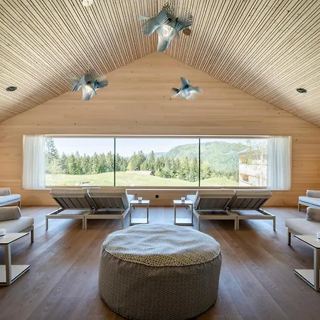 Hotel Fuchsegg Eco 4*